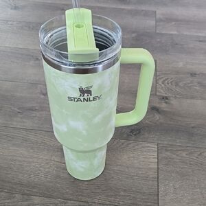 Stanley 40oz Green Tumbler with Handle